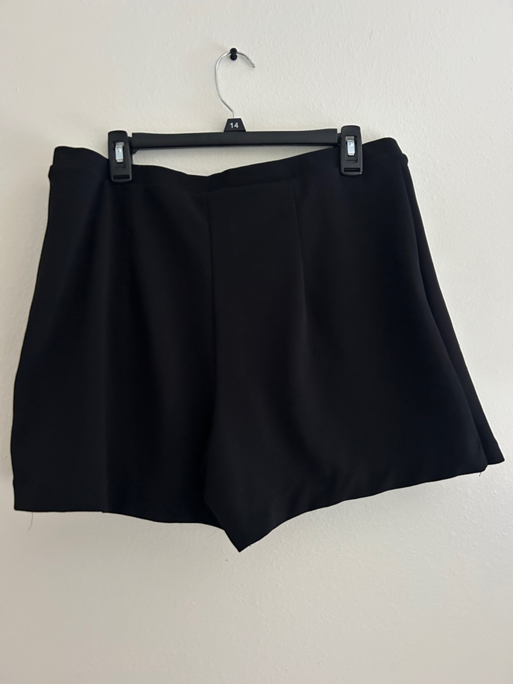 one 5 one Black Pleated Skort with Decorative Buttons - Picture 4 of 8